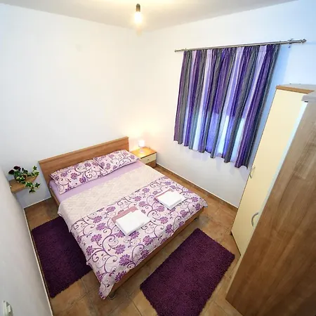 Sapavac Apartment Vir
