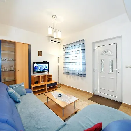 Sapavac Apartment *