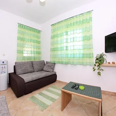 Sapavac Apartment *